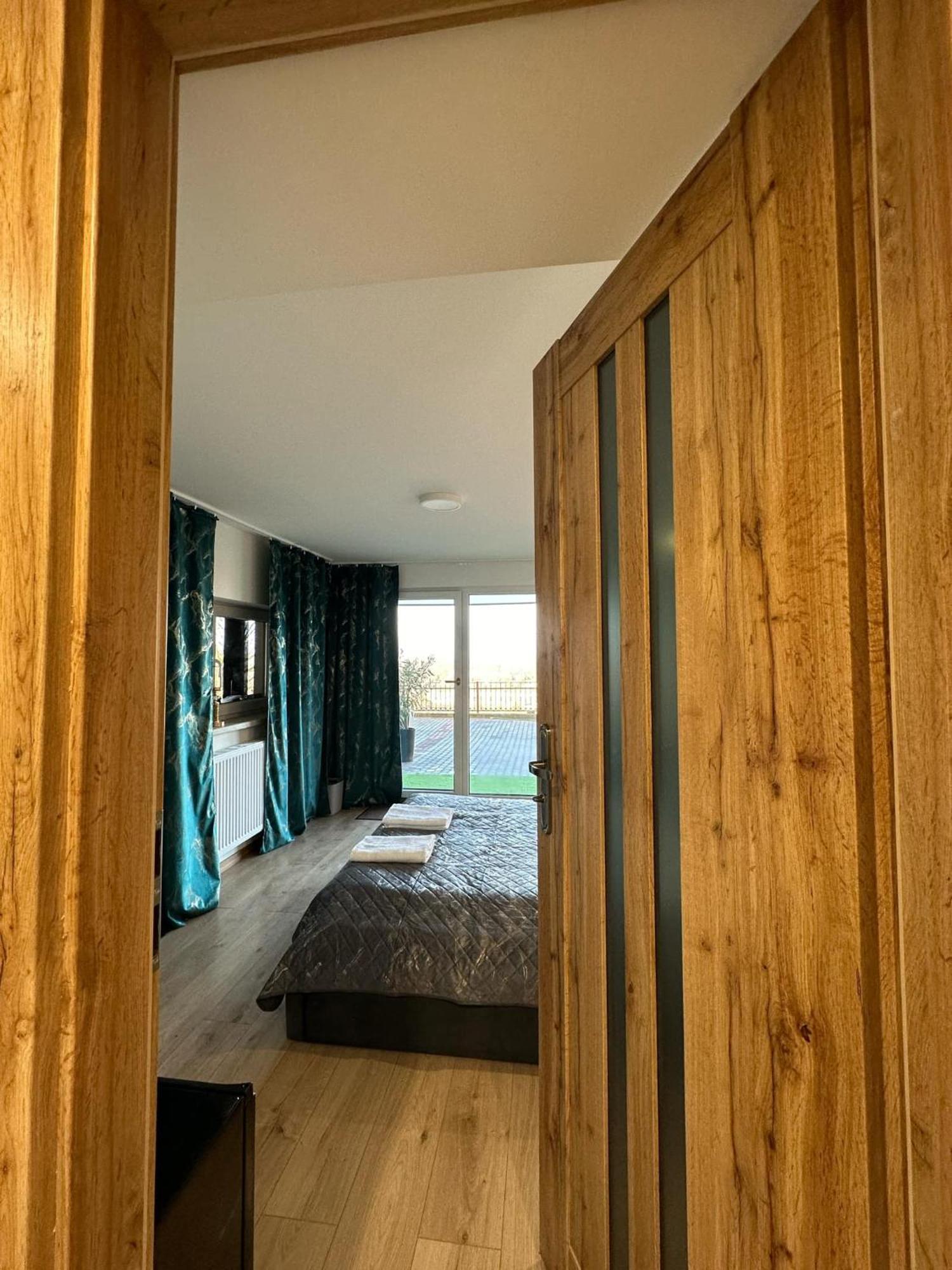Apartament Bena Ze Zjawiskowym Tarasem Widokowym Chełmno Extérieur photo
