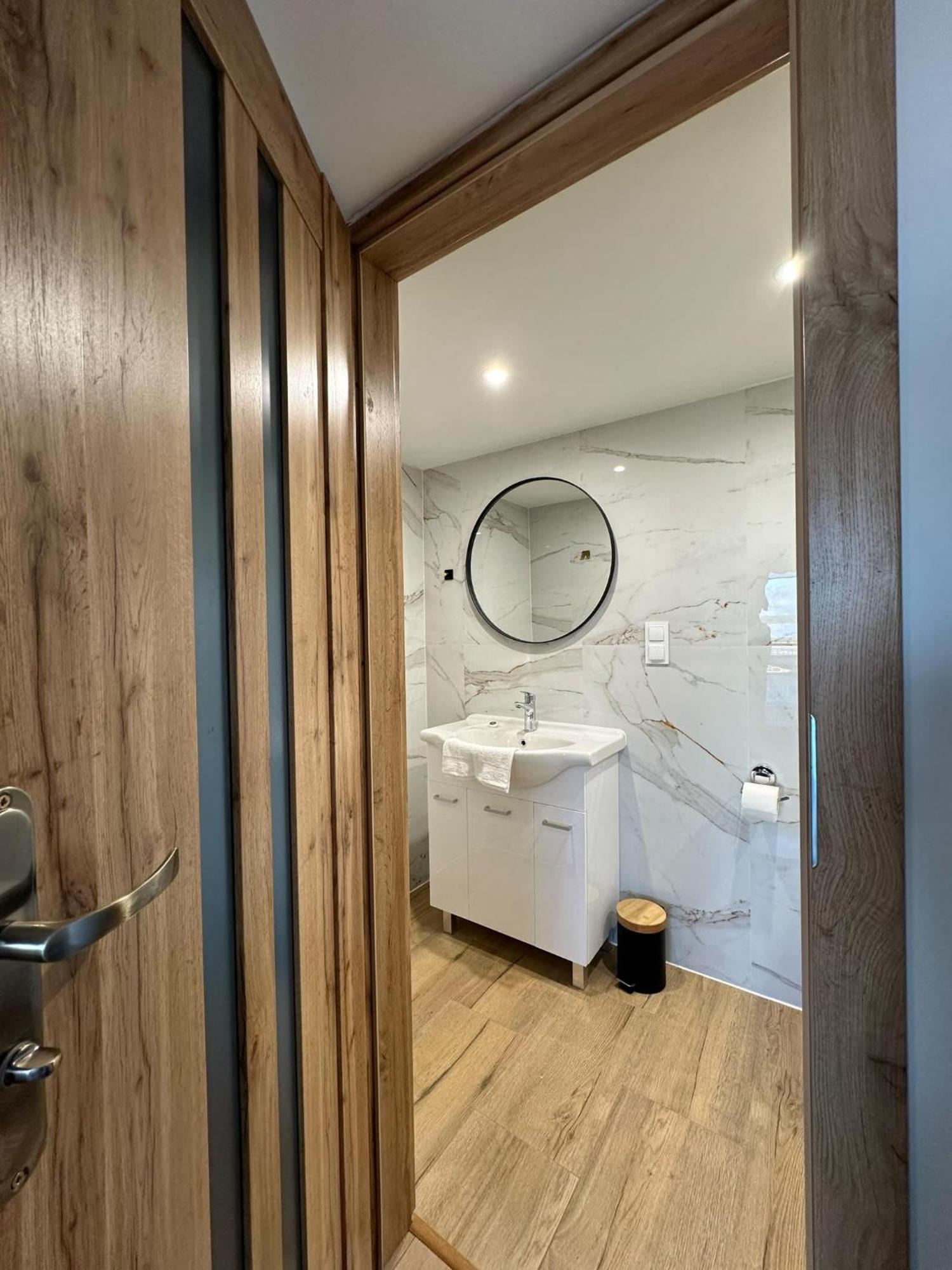 Apartament Bena Ze Zjawiskowym Tarasem Widokowym Chełmno Extérieur photo
