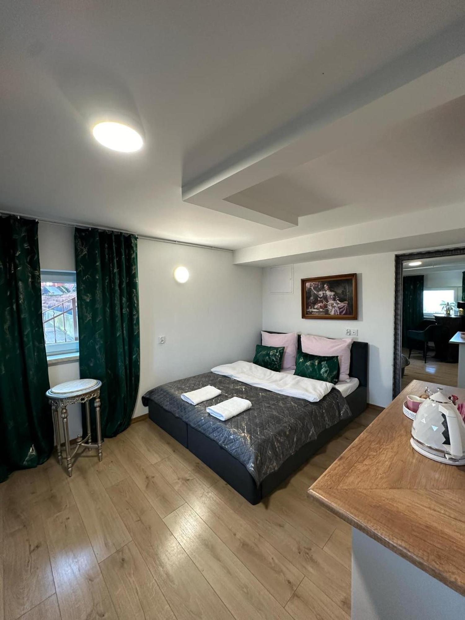 Apartament Bena Ze Zjawiskowym Tarasem Widokowym Chełmno Extérieur photo